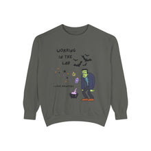Load image into Gallery viewer, Working in the Lab Crewneck

